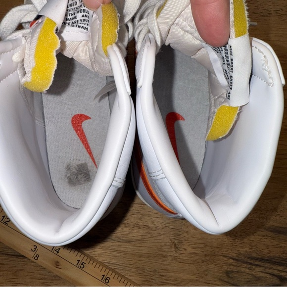 Nike Blazer Mid \'77‎ Shoes Mens Sz 8 (women’s 9.5) White Orange White BQ6806-110
